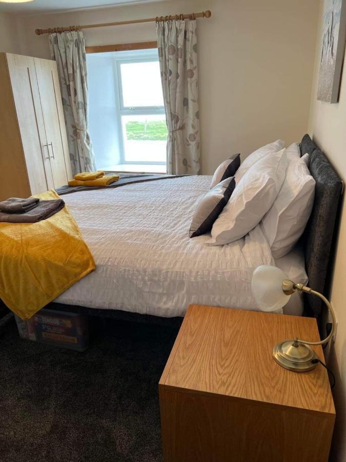 Holiday home 2 Bedroom House Overlooking Bay, Westray *
